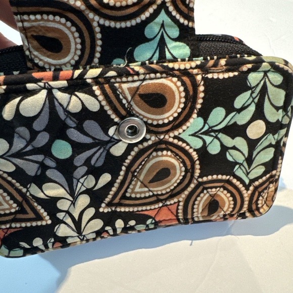Vera Bradley Paisley Pink Wristlet Wallet Floral W/ Crossbody Strap 7 Card Cap‎ - Picture 3 of 9